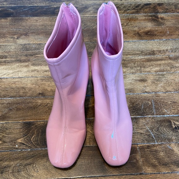 Barbie pink pleather booties! Size 7 - Picture 5 of 7